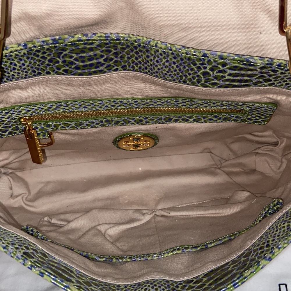 Chic Handbag - image 5